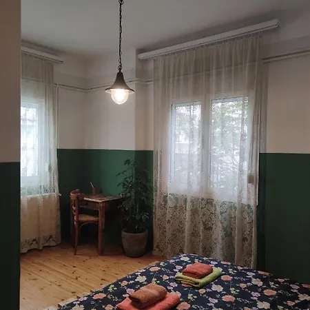 Aika Apartment, διαμέρισμα στο κέντρο, κοντά στη δεθ Διαμέρισμα